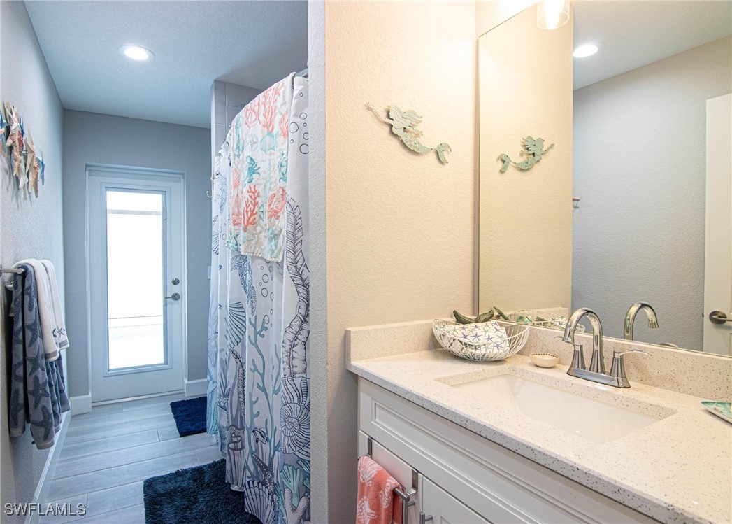 3 Bed Pool Home for Sale in East Englewood, photo 16