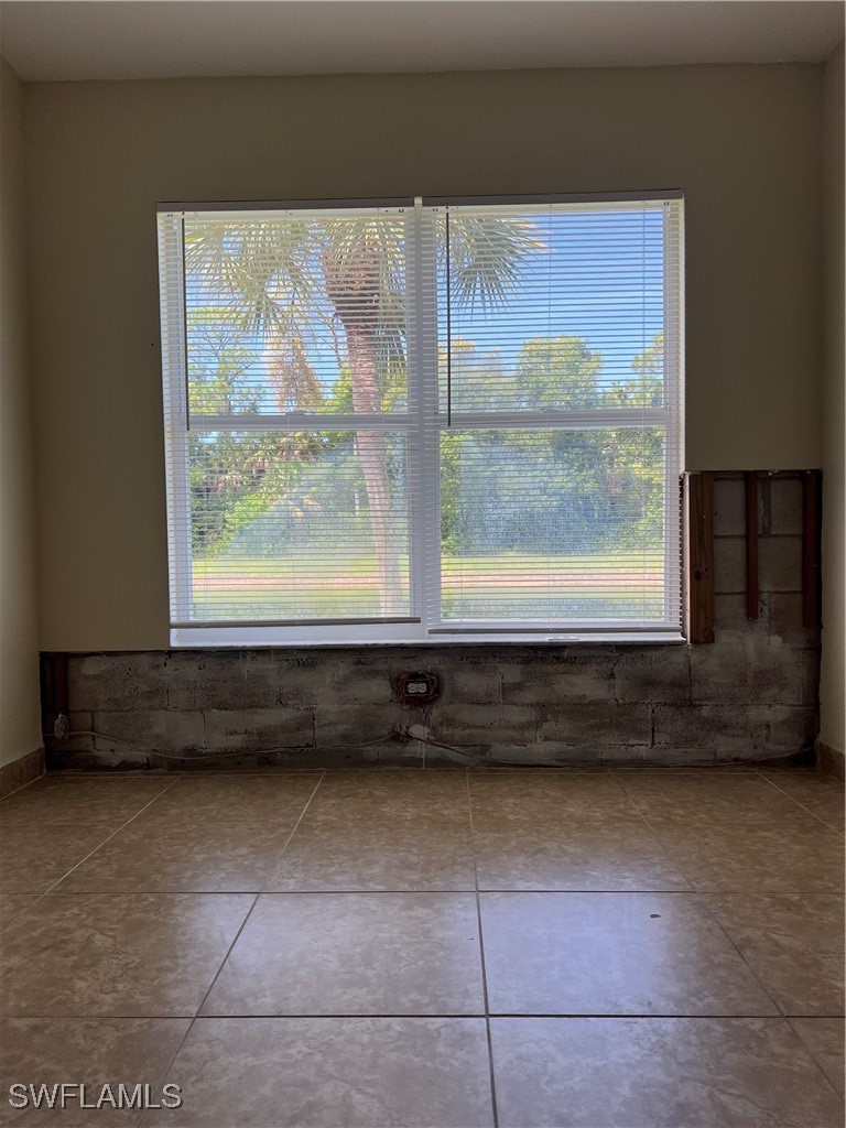 1 Bed Waterfront Home for Sale in Naples, FL — photo 16