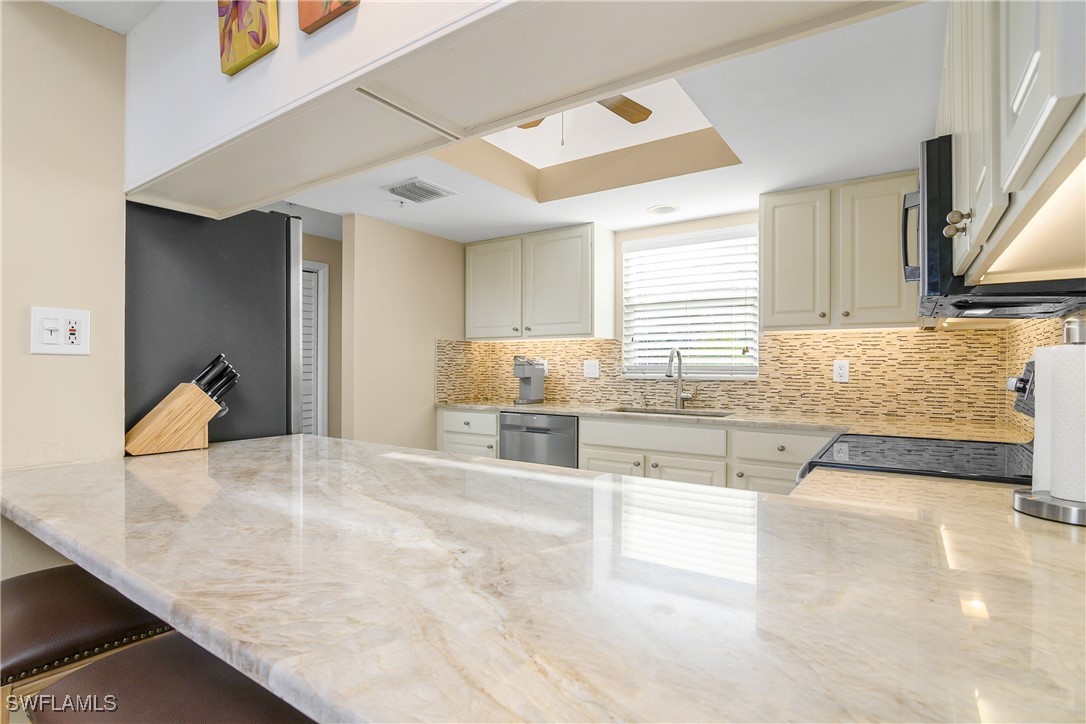 2 Bed Waterfront Home for Sale in Casa Marina, FL, $449,000 — photo 16