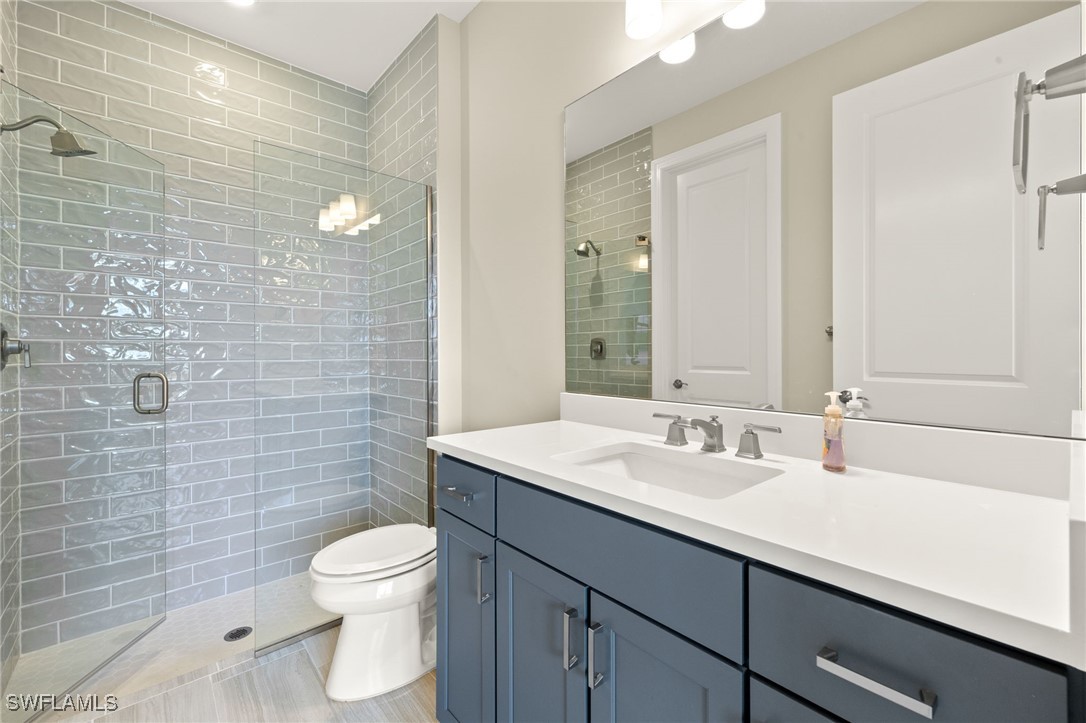 5 Bed Waterfront Home for Sale in Estero, photo 16