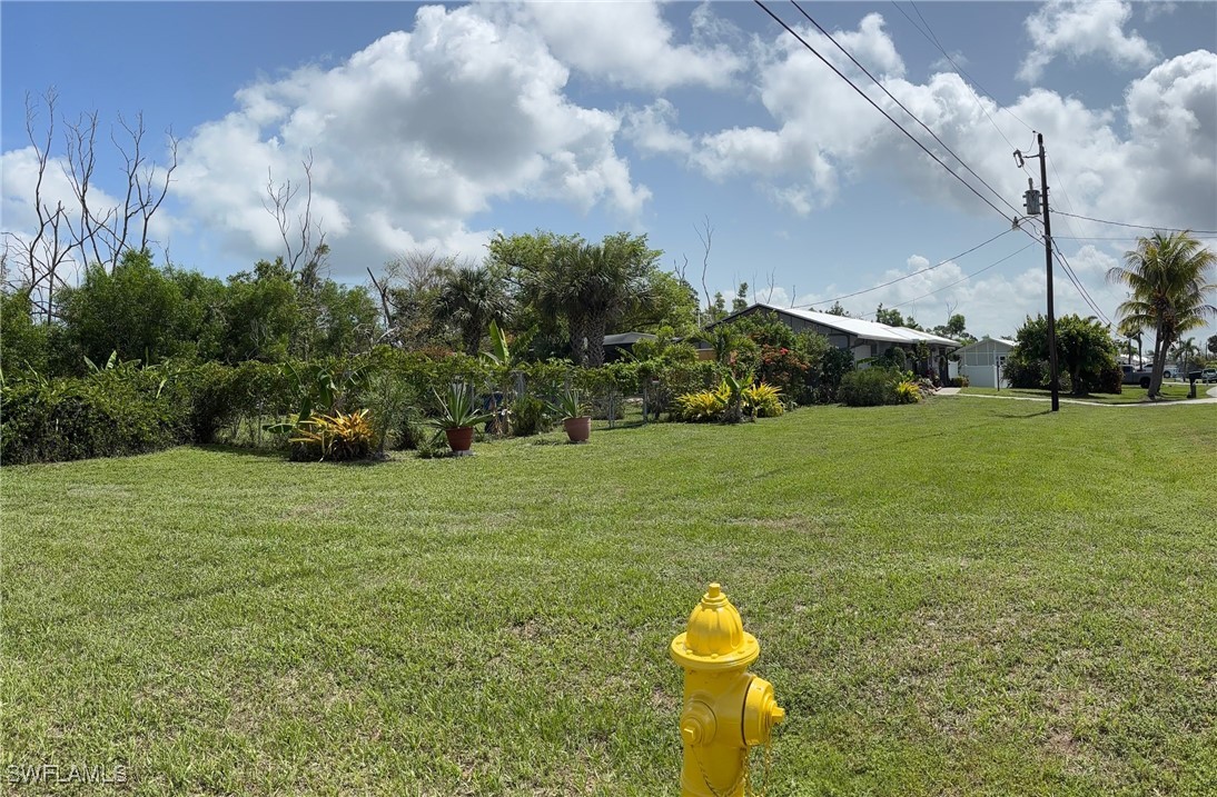 2 Bed Pool Home for Sale in Charlotte Shores, FL, $339,900 — photo 16