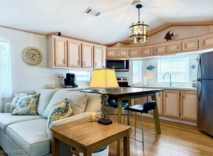 1 Bed ManufacturedHome for Sale in Naples, FL, $129,900 — photo 16