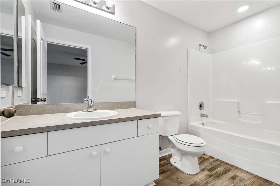 3 Bed SingleFamilyResidence for Sale in Cape Coral, FL — photo 16