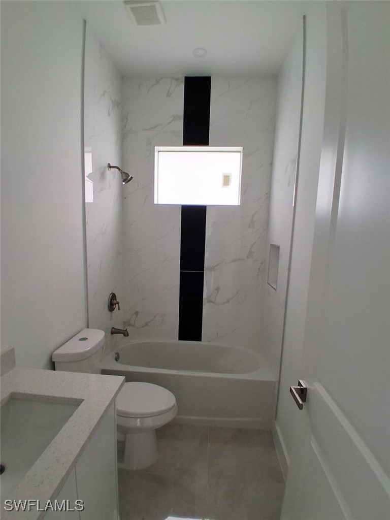 3 Bed SingleFamilyResidence for Sale in Lehigh Acres, photo 16