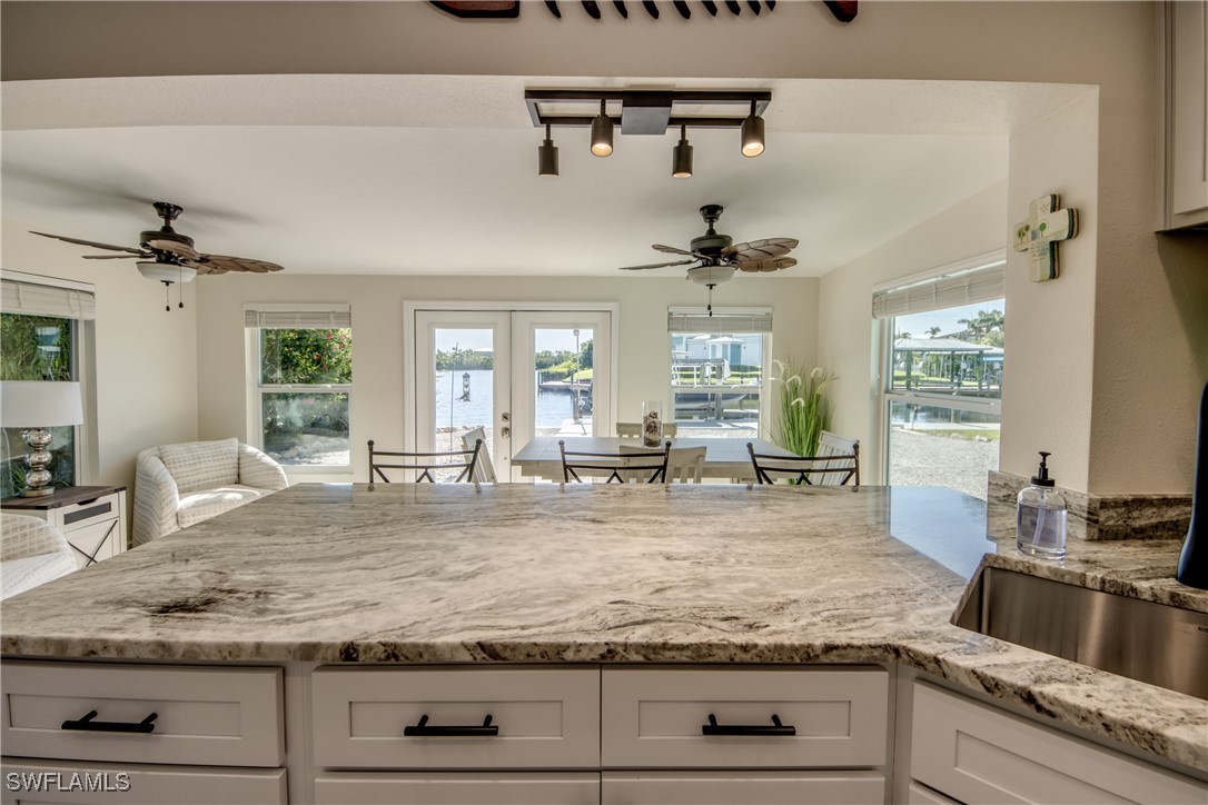 2 Bed Waterfront Home for Sale in Bokeelia, photo 16