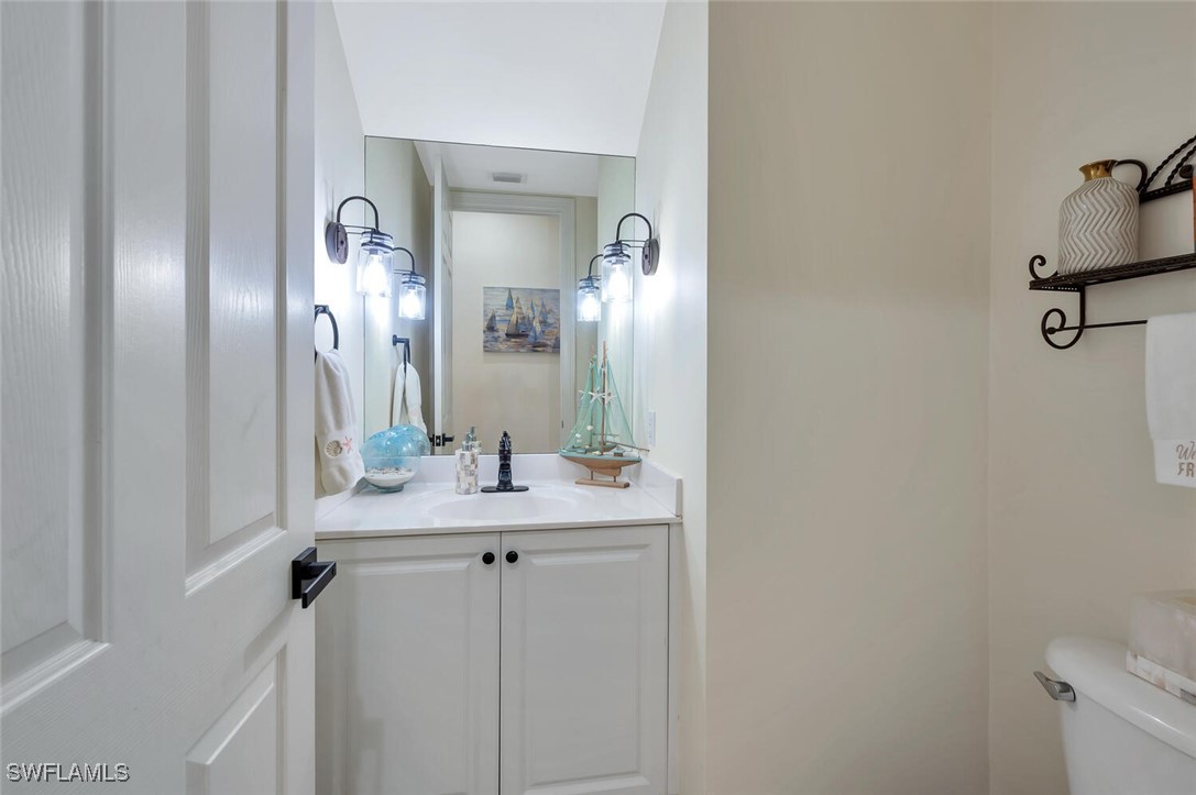 4 Bed Pool Home for Sale in Saturnia Lakes, photo 16