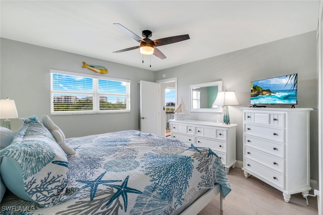 2 Bed Waterfront Home for Sale in Marco Island, photo 16