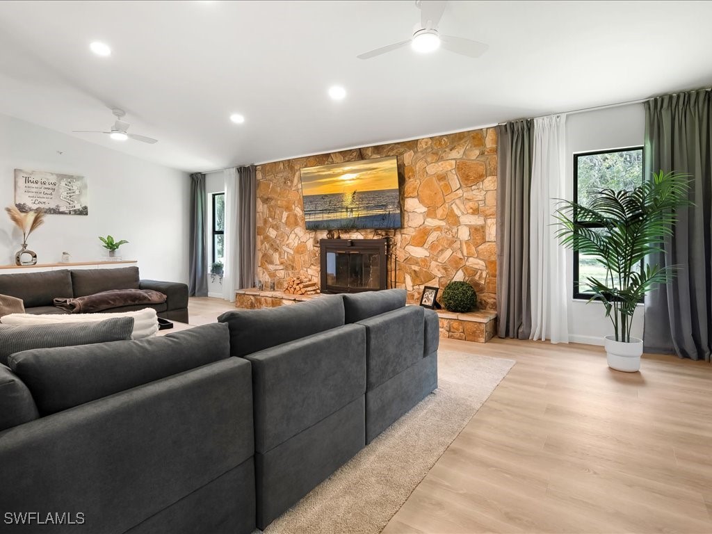 3 Bed SingleFamilyResidence for Sale in Naples, FL — photo 16