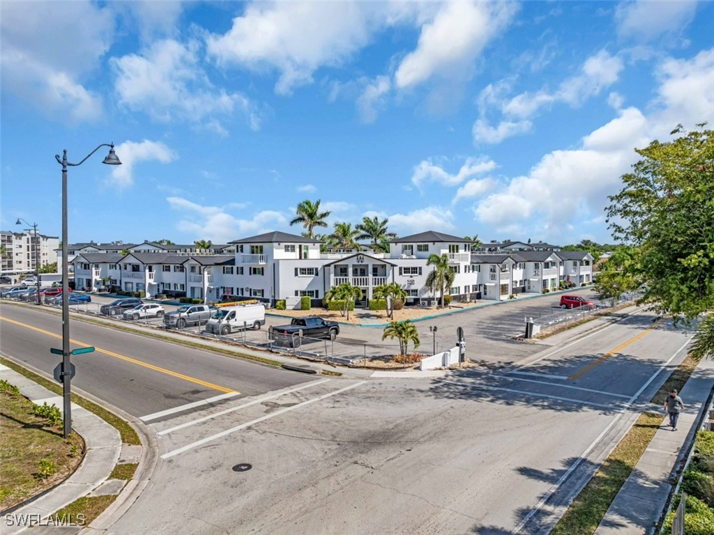 1 Bed Condominium for Sale in Windsor West, photo 16