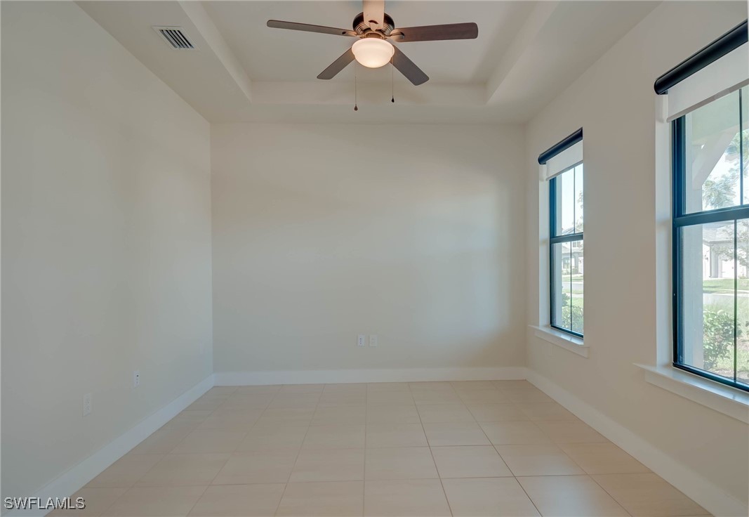 5 Bed SingleFamilyResidence for Sale in Avalon Park, photo 16