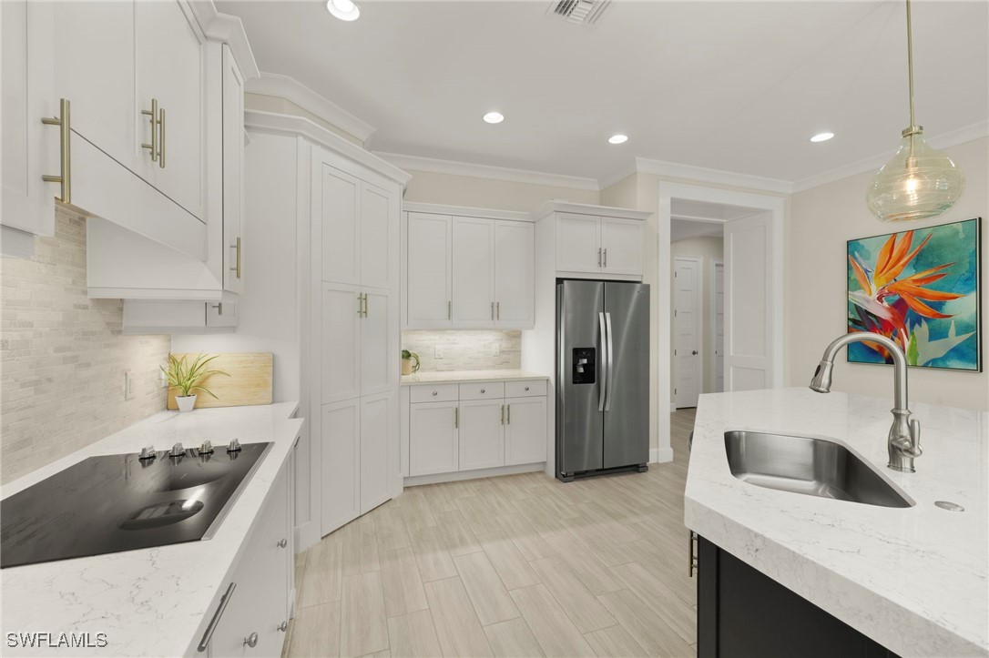 3 Bed Pool Home for Sale in Naples, photo 16