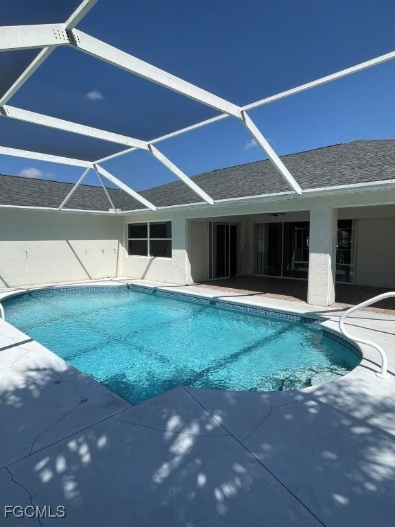 5 Bed Pool Home for Sale in Oakwood, photo 16