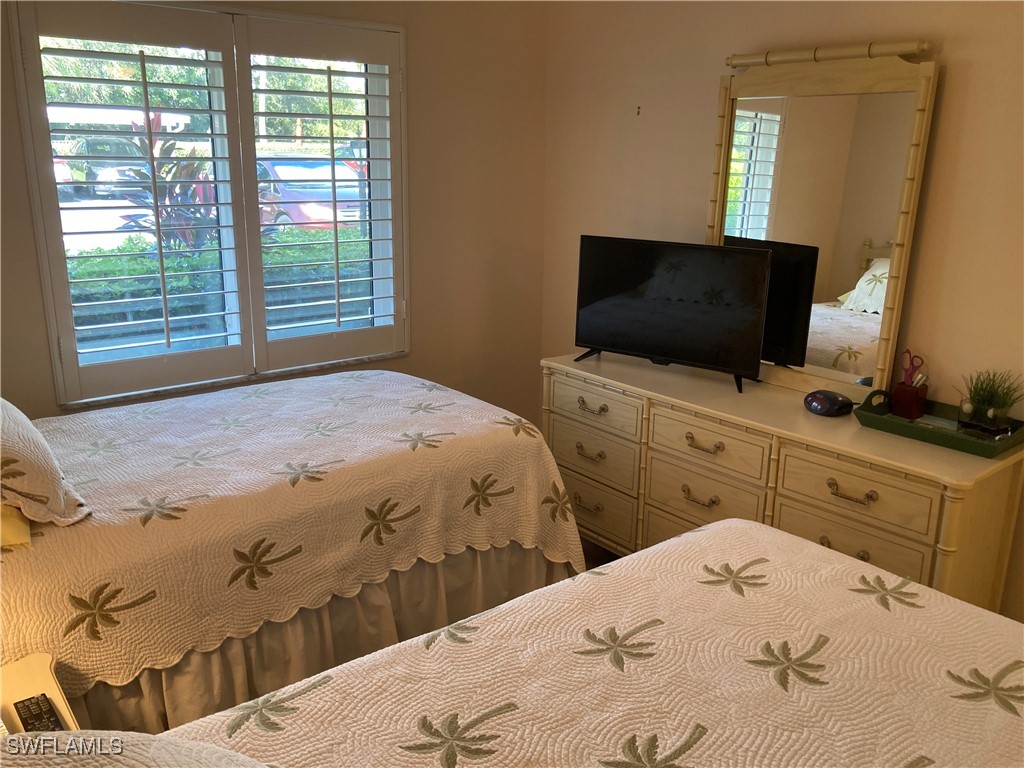 2 Bed Condominium for Sale in Country Glen, FL, $242,000 — photo 16