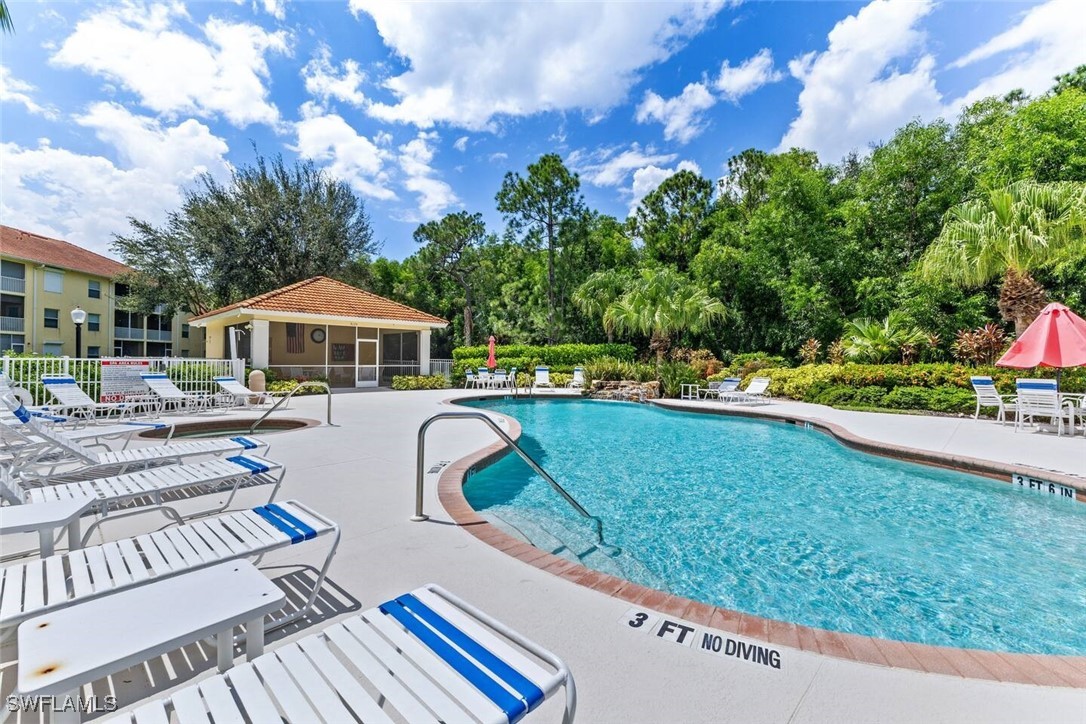 2 Bed Condominium for Sale in Naples, photo 16