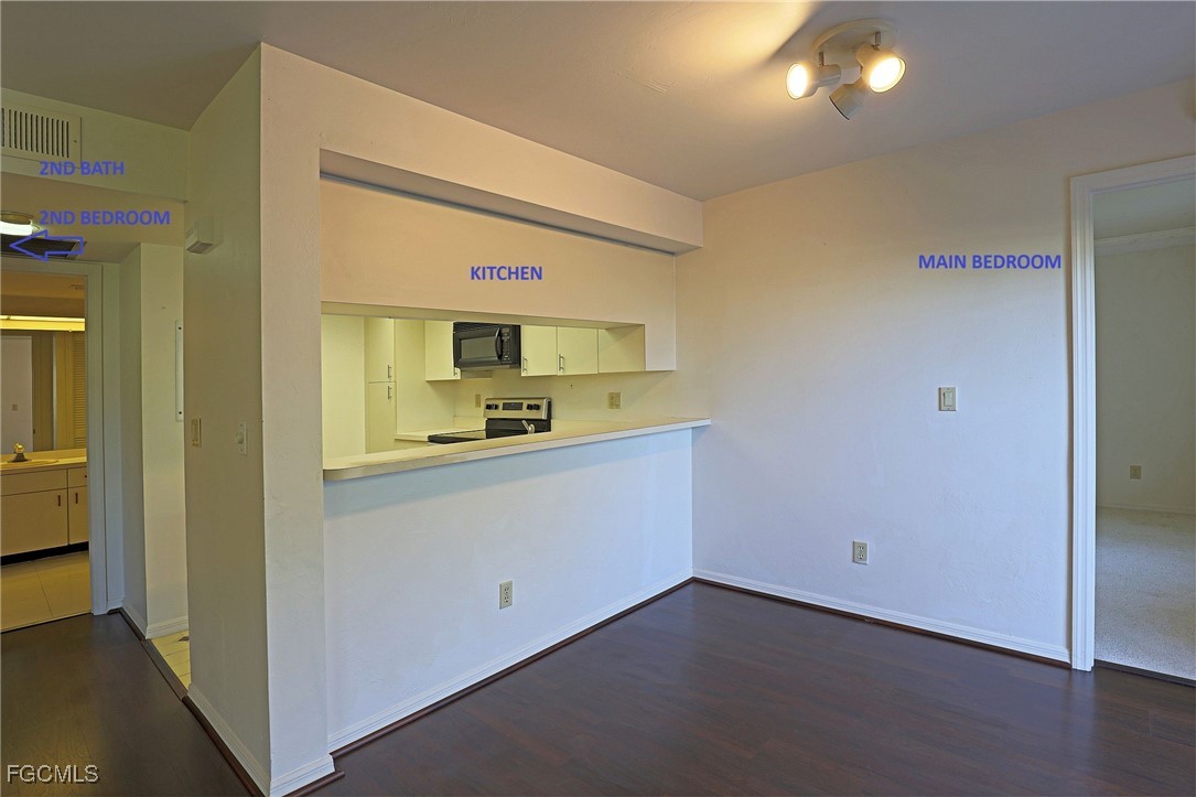 2 Bed Condominium for Sale in Fort Myers, photo 16