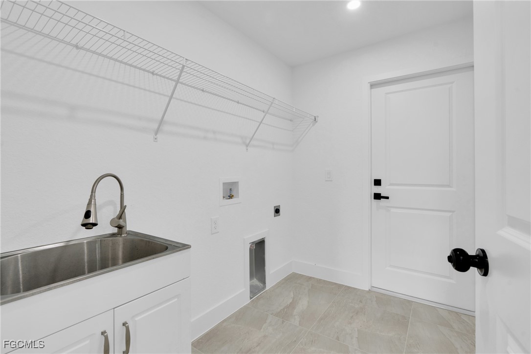 3 Bed SingleFamilyResidence for Sale in Lehigh Acres, photo 16