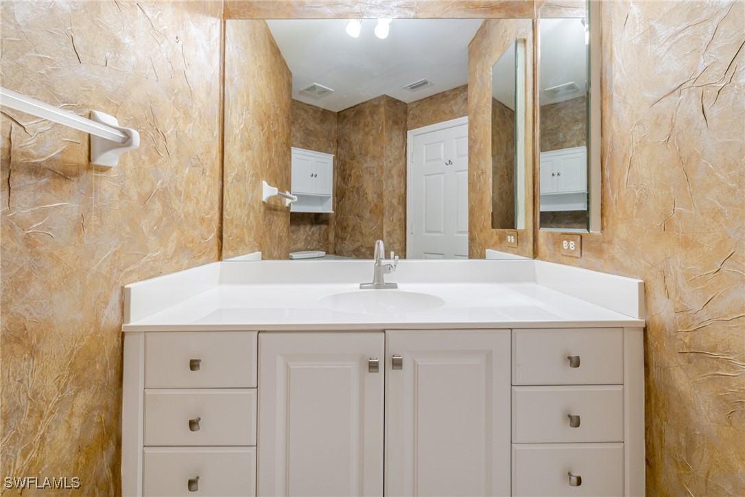 3 Bed Condominium for Sale in Avalon, FL — photo 16