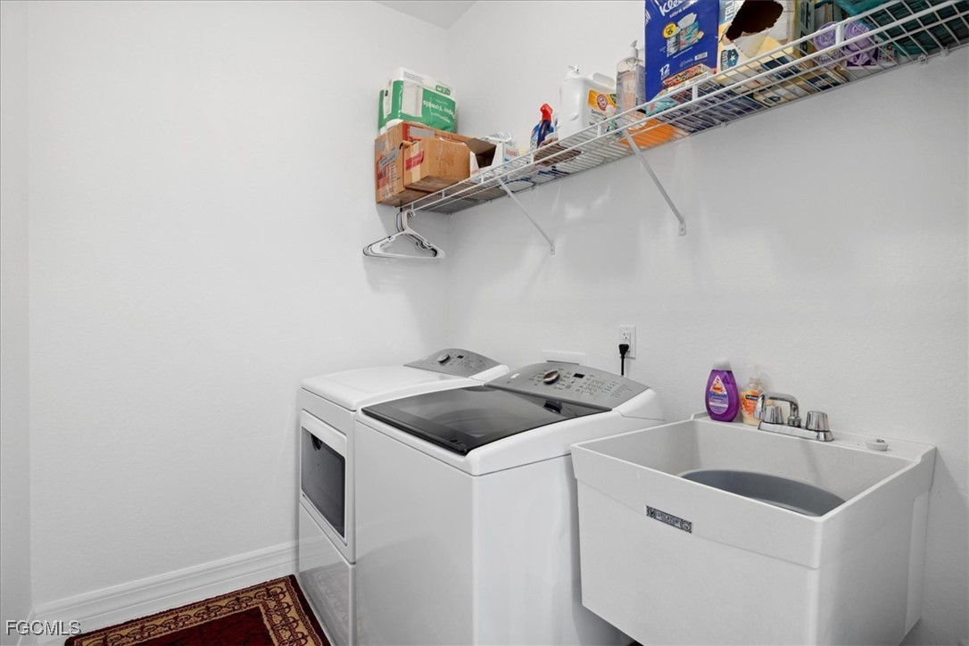 3 Bed SingleFamilyResidence for Sale in Port Charlotte, photo 16