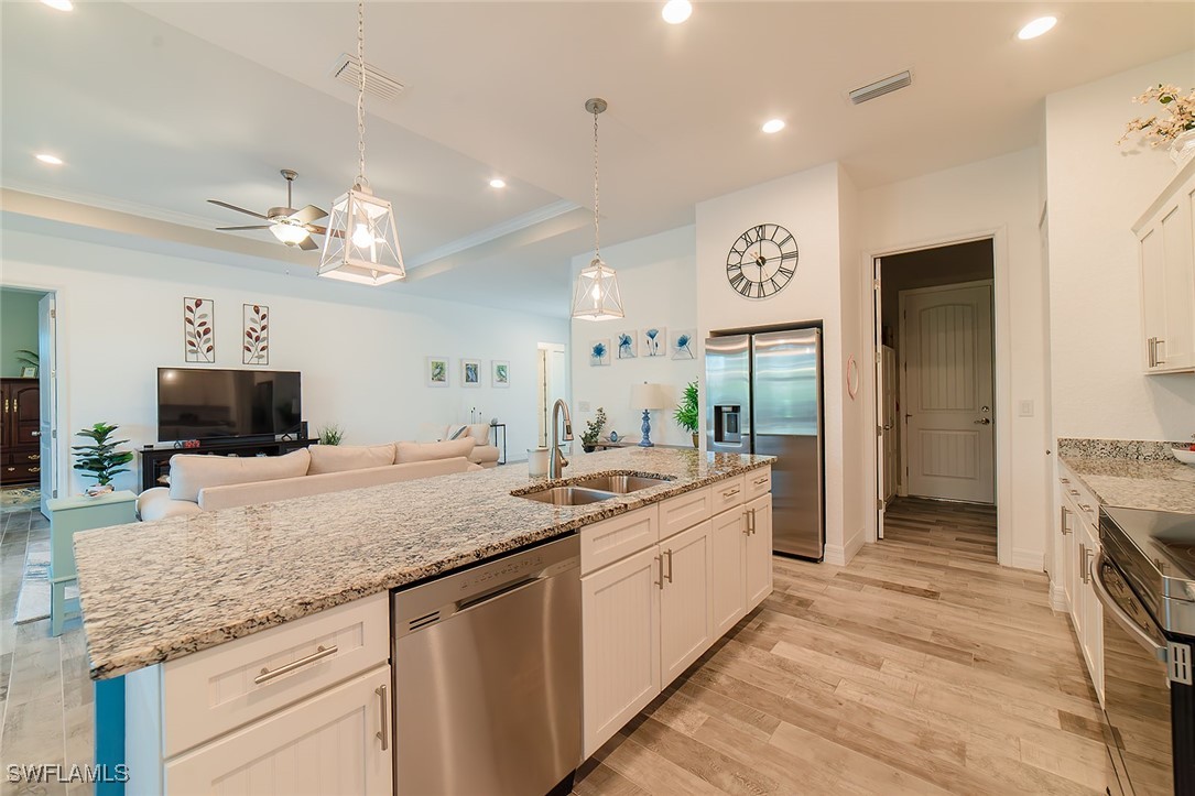 3 Bed Pool Home for Sale in Rotonda Heights, photo 16