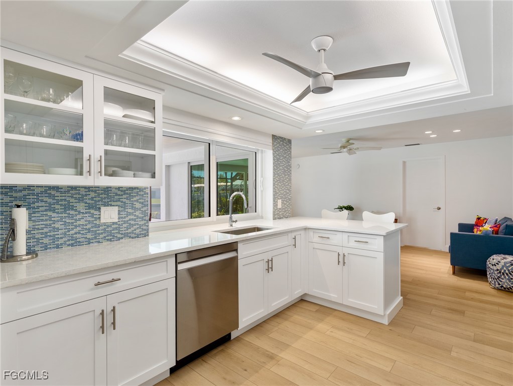 3 Bed Pool Home for Sale in Palm Acres, photo 16