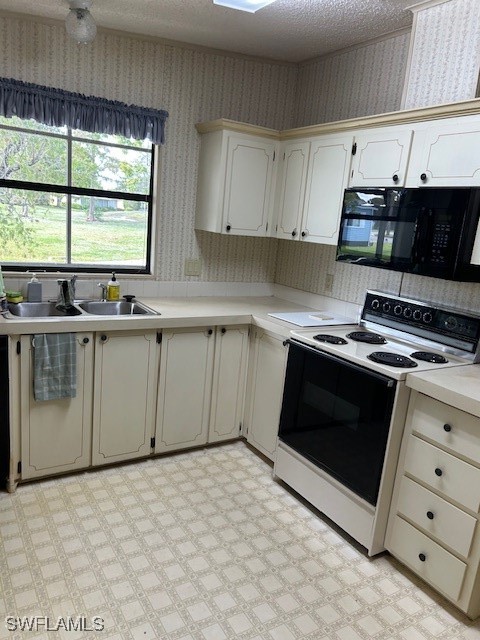 2 Bed ManufacturedHome for Sale in Naples, photo 16