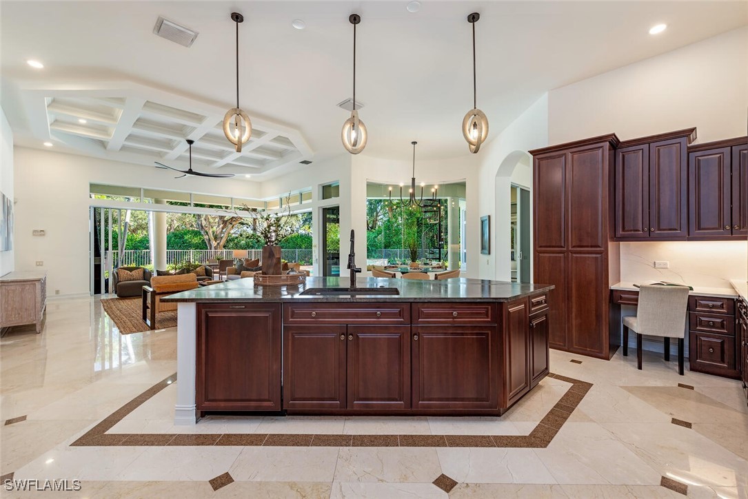 6 Bed Pool Home for Sale in Colliers Reserve, photo 16