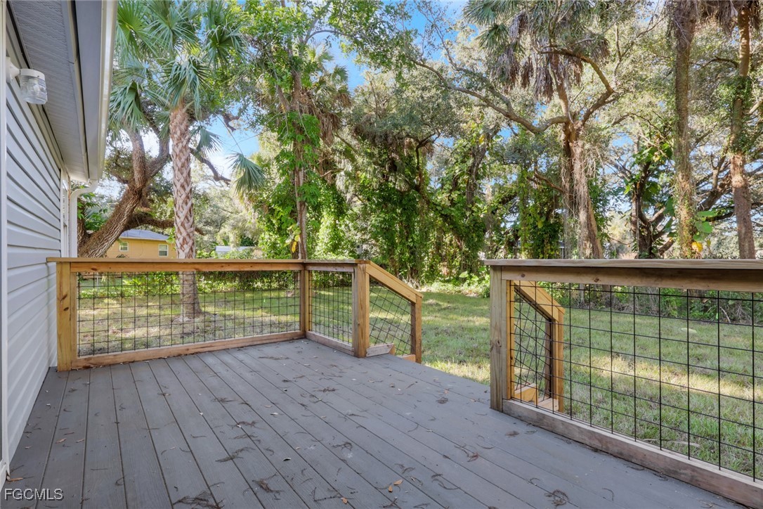3 Bed SingleFamilyResidence for Sale in Buckingham, FL — photo 16