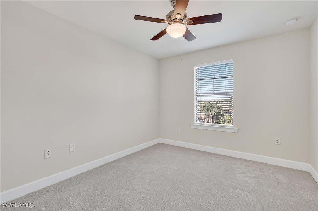 3 Bed SingleFamilyResidence for Sale in Westbrook, photo 16