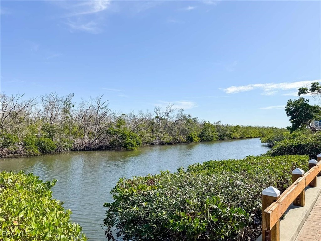2 Bed Waterfront Home for Sale in Captains Bay South, FL — photo 16
