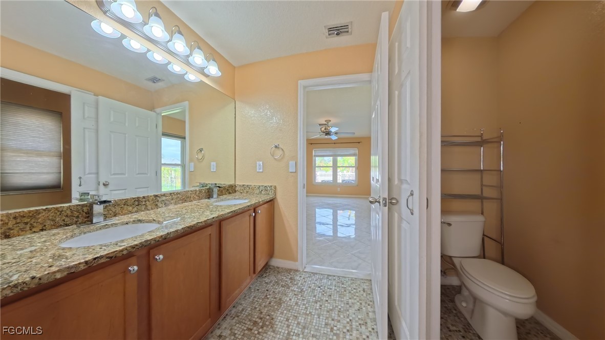 4 Bed Pool Home for Sale in Greenbriar, photo 16