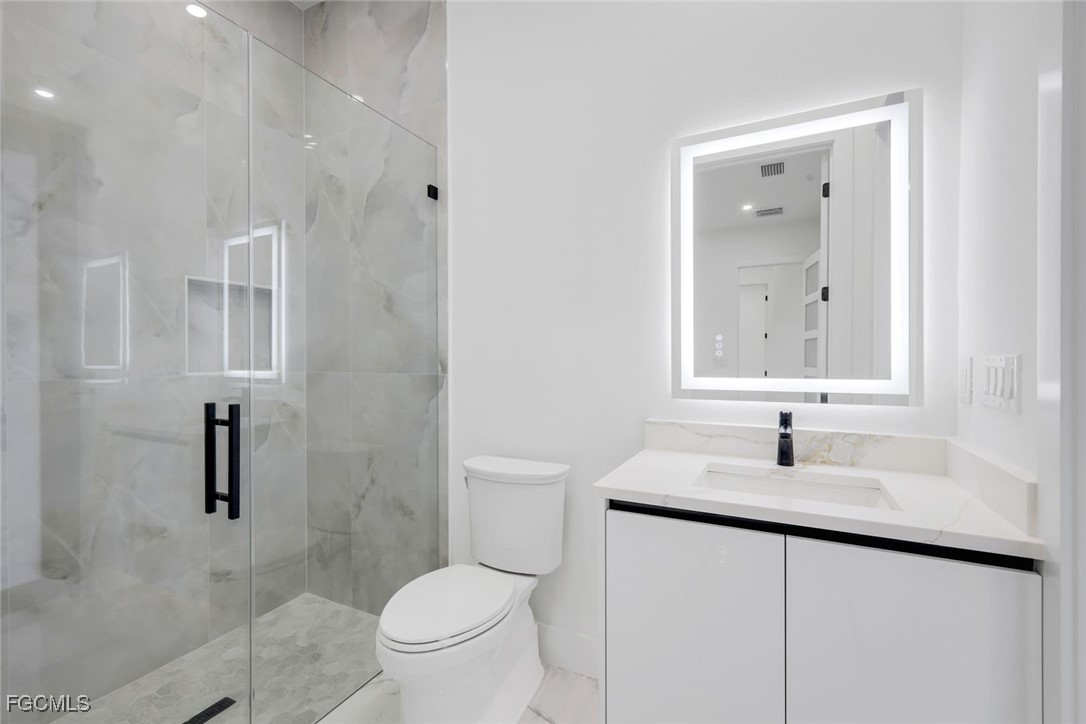 3 Bed Pool Home for Sale in Cape Coral, photo 16