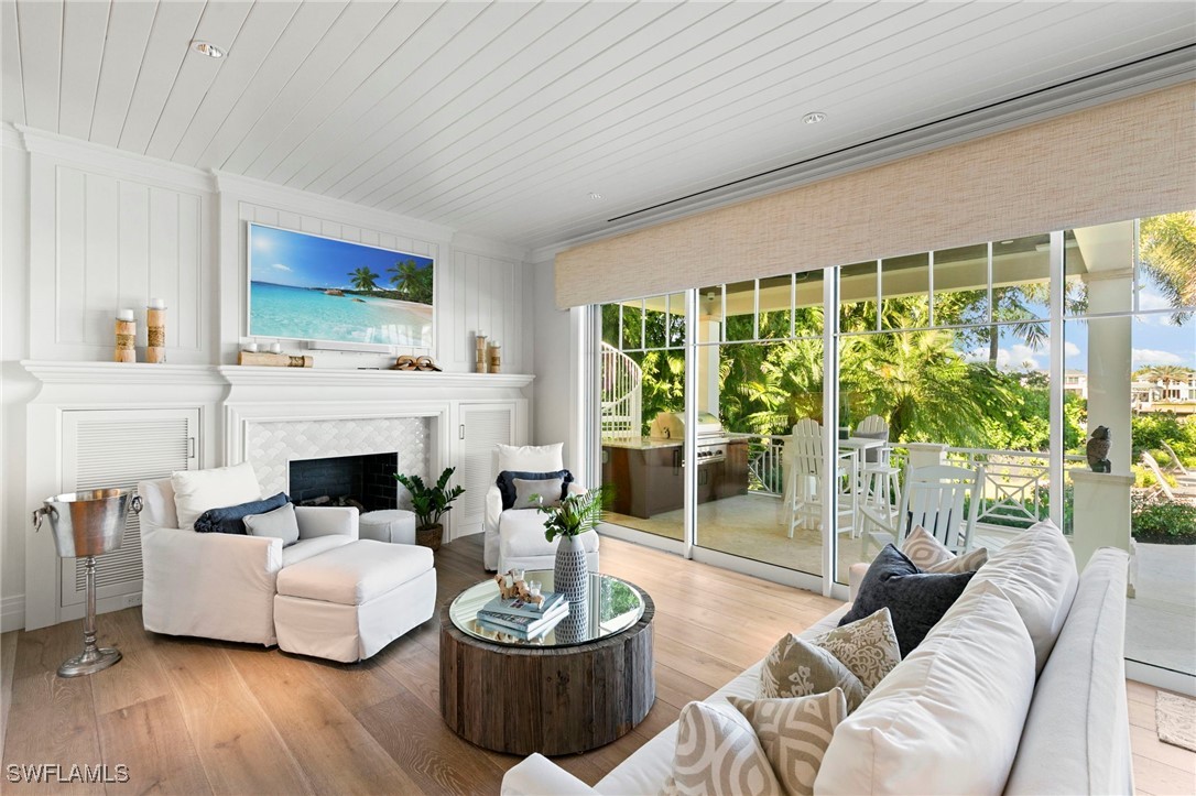 6 Bed Pool Home for Sale in Aqualane Shores, FL, $15,250,000 — photo 16