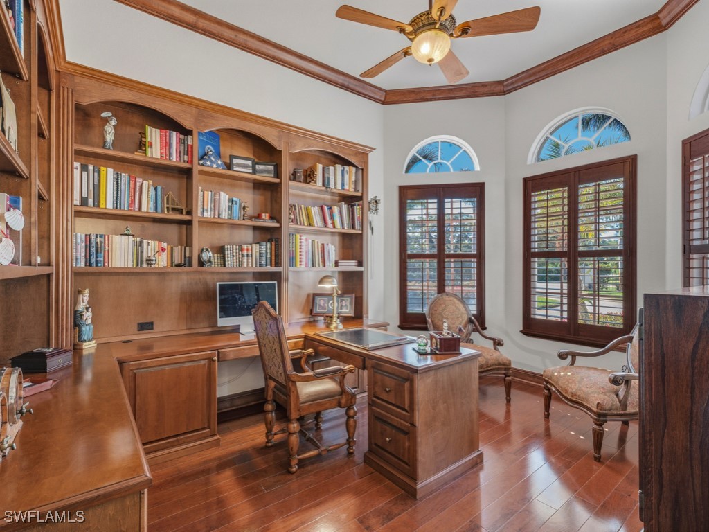5 Bed Pool Home for Sale in Pine Ridge, photo 16