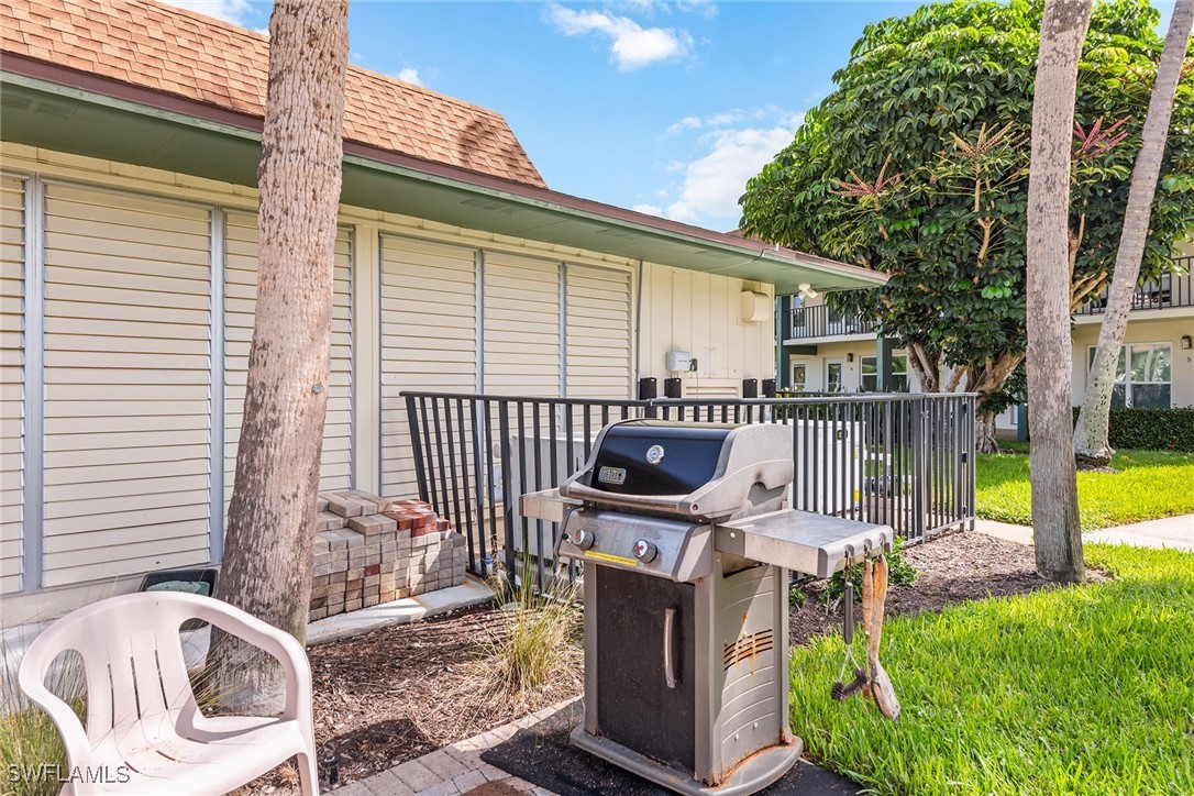 1 Bed Condominium for Sale in Seabreeze West, FL, $225,000 — photo 16