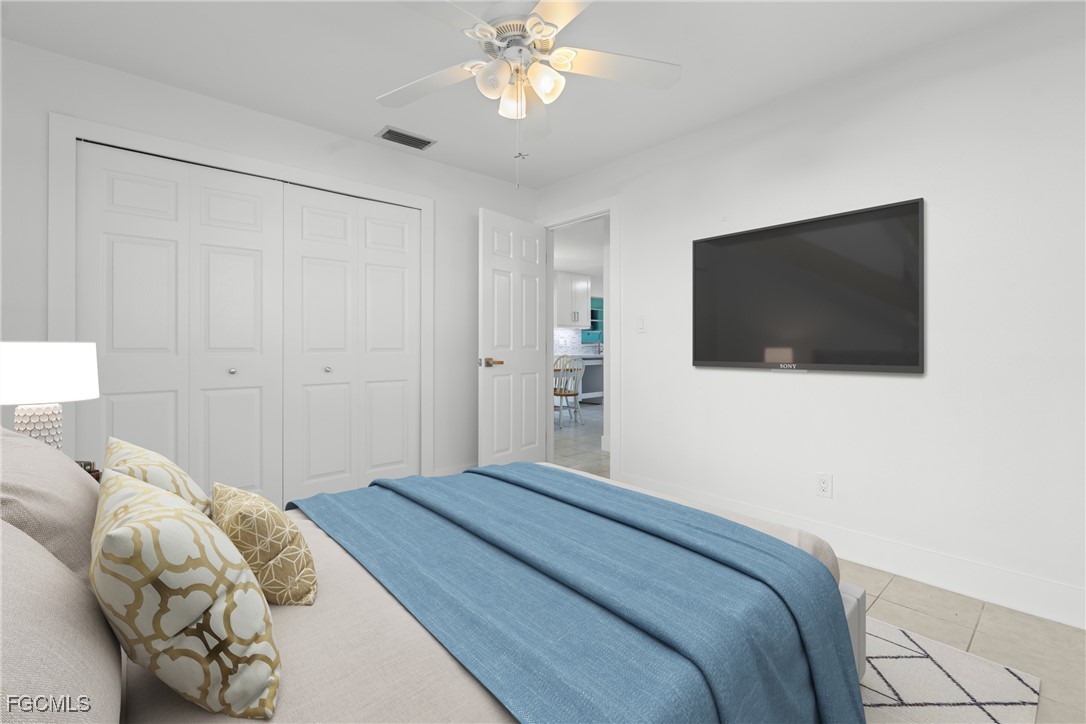 2 Bed Waterfront Home for Sale in Matlacha, FL, $399,999 — photo 16