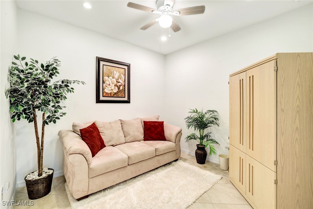 2 Bed Waterfront Home for Sale in Paloma, FL, $300,000 — photo 16