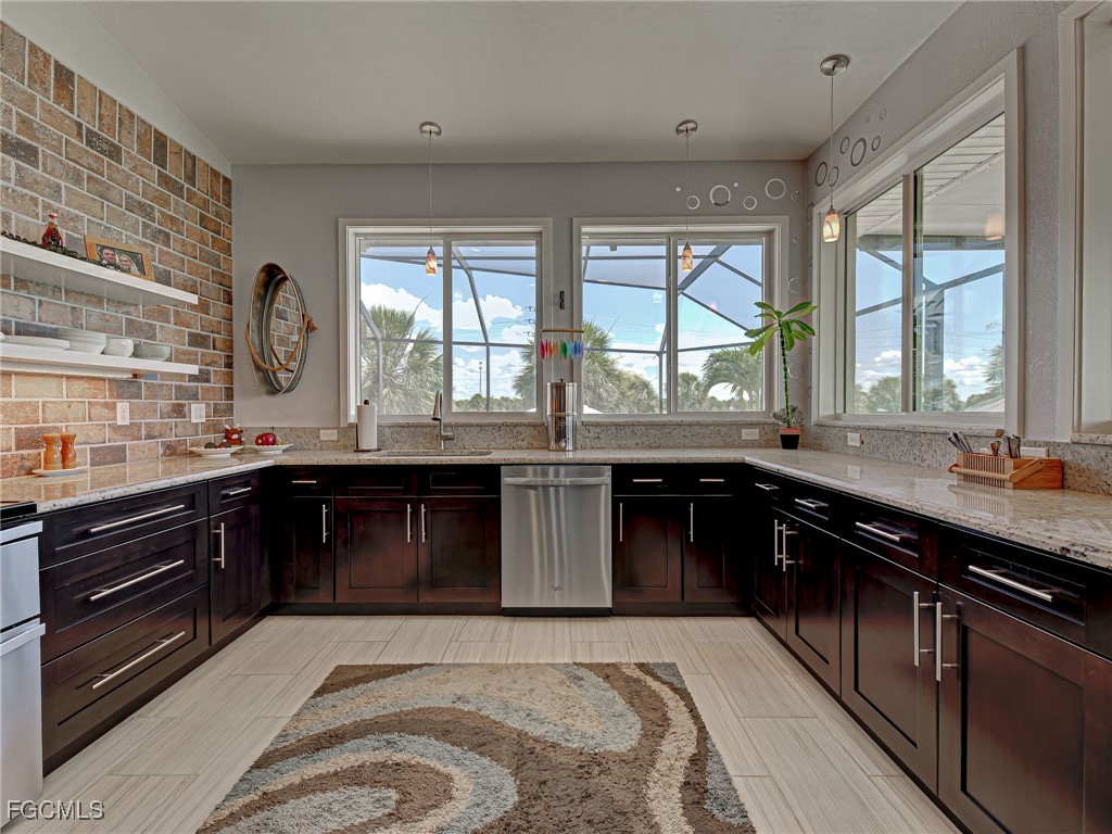 2 Bed Pool Home for Sale in Rotonda Villas, photo 16