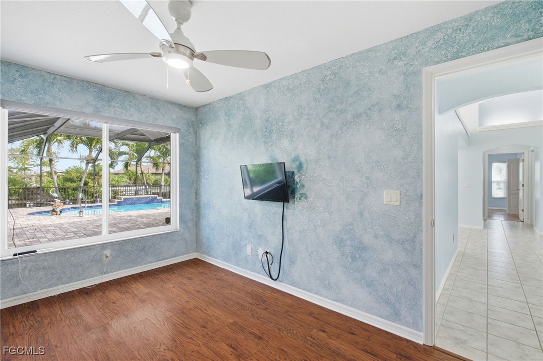 3 Bed Pool Home for Sale in Cape Coral, photo 16