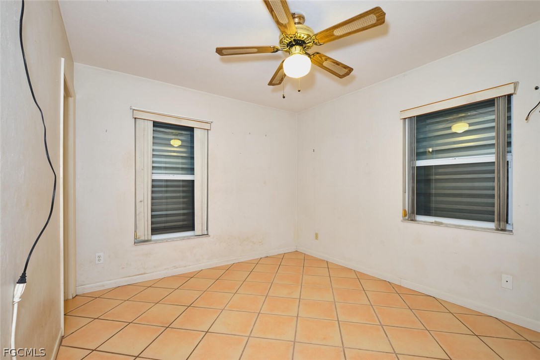 3 Bed SingleFamilyResidence for Sale in Naples, photo 16