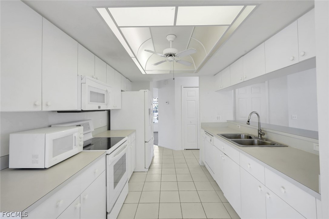 3 Bed SingleFamilyResidence for Sale in Terrapin Wood, FL — photo 16