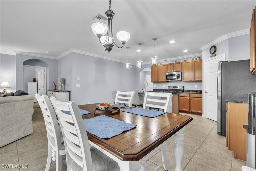 4 Bed Pool Home for Sale in Cascades, photo 16