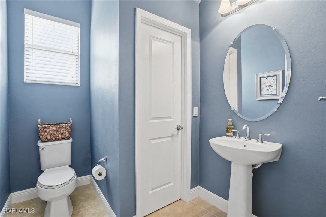 4 Bed SingleFamilyResidence for Sale in Naples, photo 16