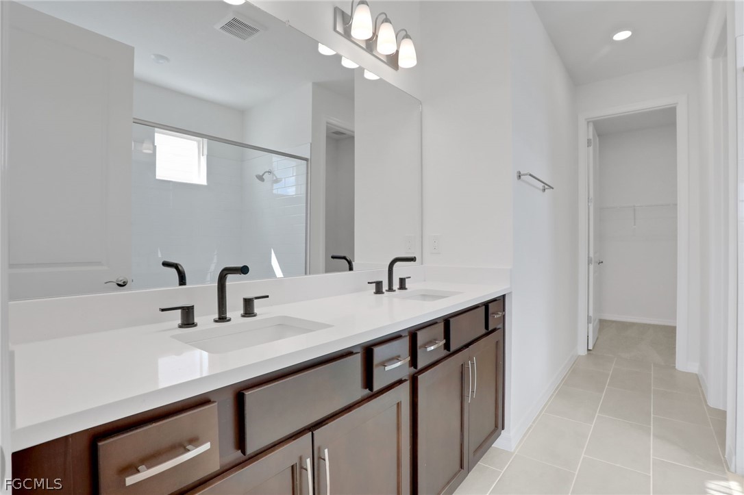 4 Bed SingleFamilyResidence for Sale in Turnleaf, photo 16
