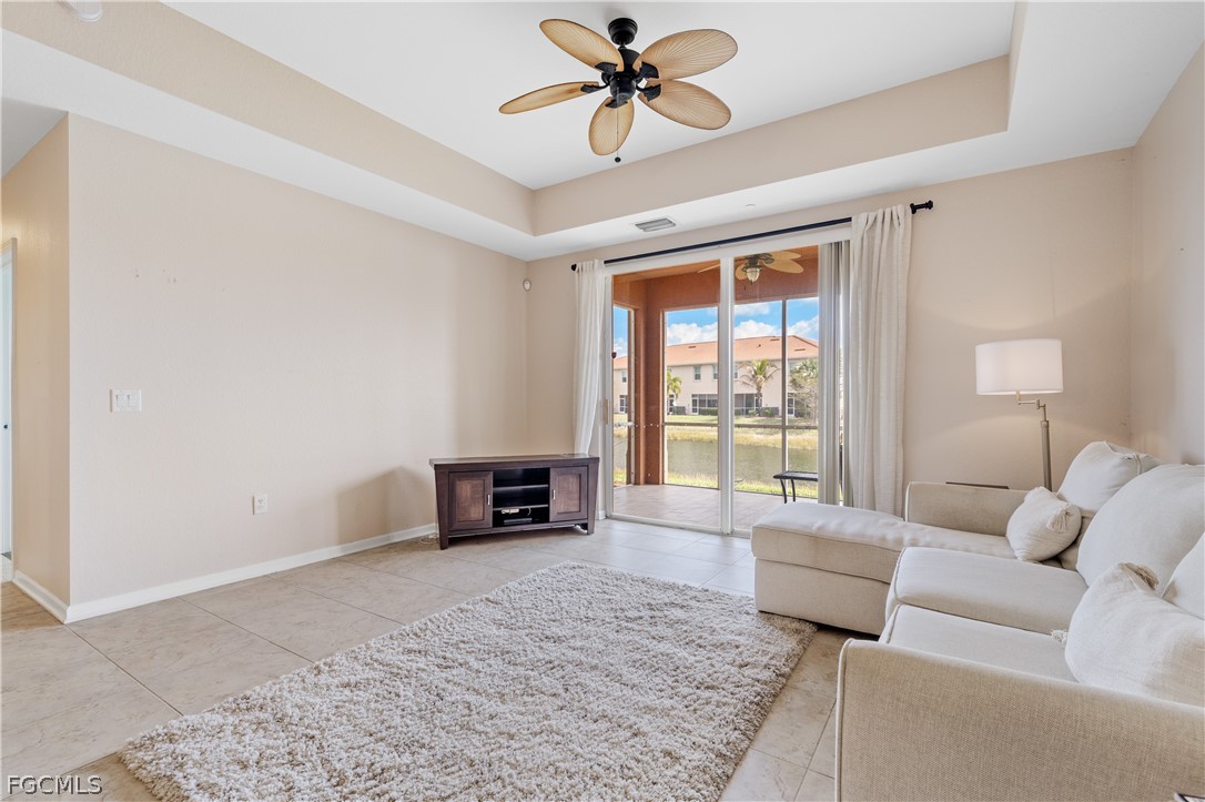 2 Bed Waterfront Home for Sale in Fort Myers, photo 16