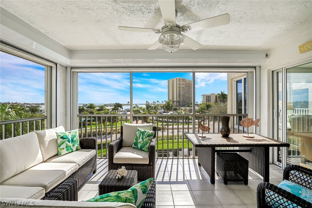 3 Bed Condominium for Sale in Marco Island, photo 16