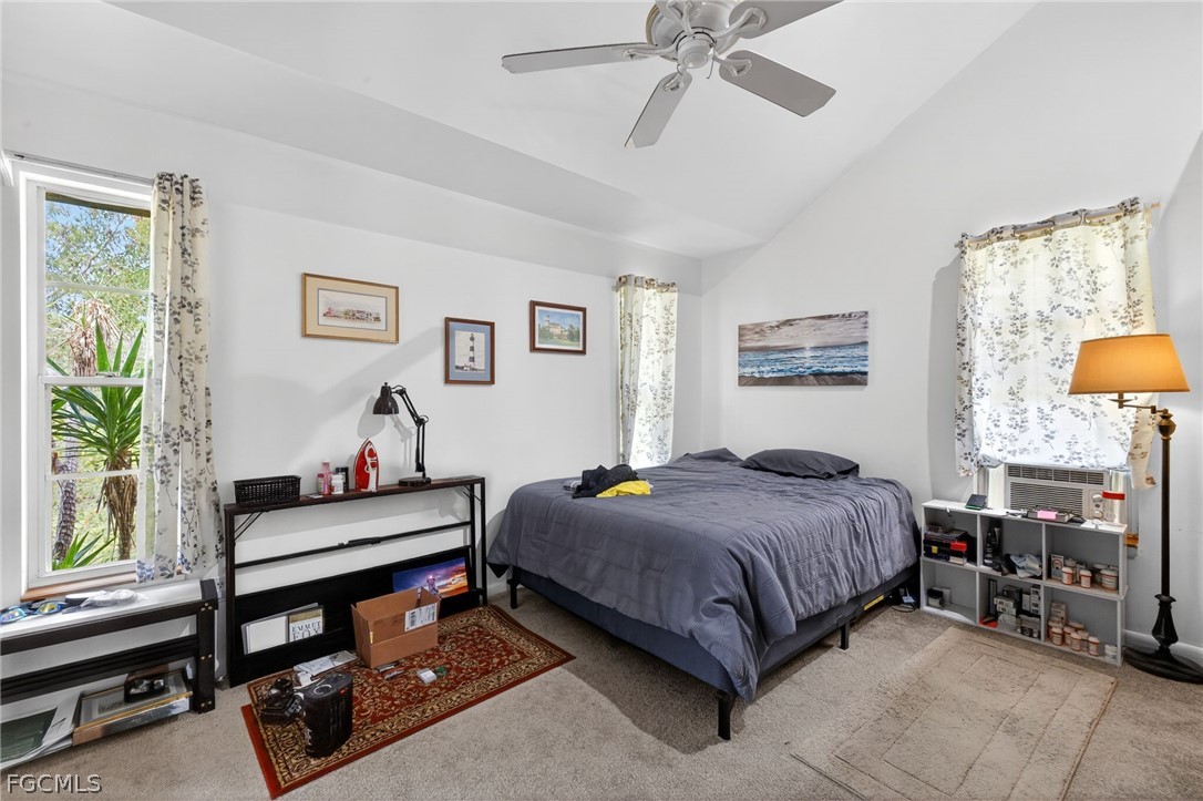 2 Bed SingleFamilyResidence for Sale in Fort Myers, FL — photo 16