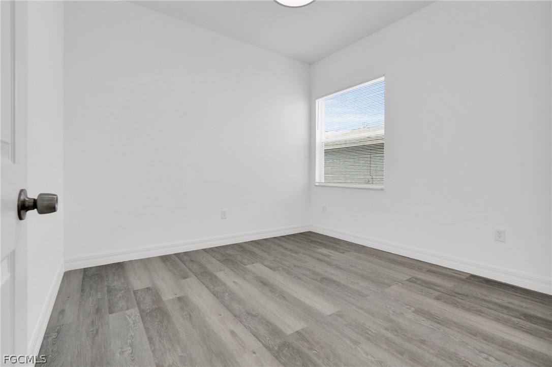 3 Bed SingleFamilyResidence for Sale in Lehigh Acres, photo 16