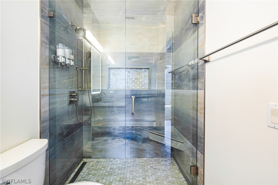 3 Bed Condominium for Sale in Turtle Point, photo 16