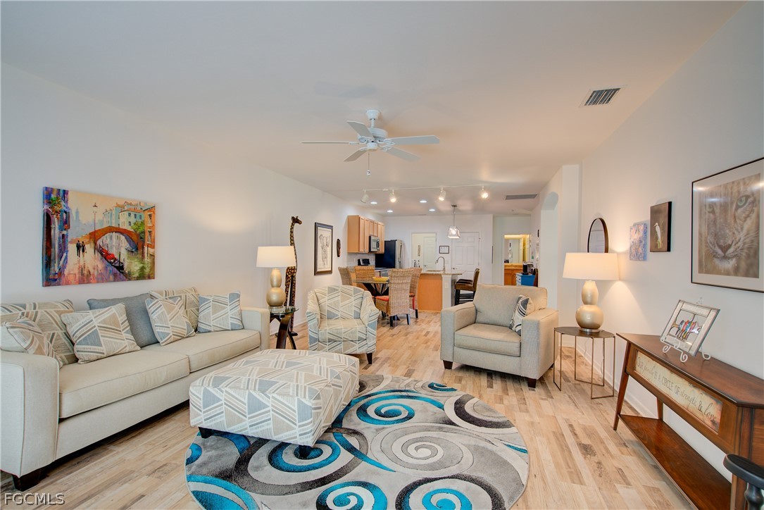 2 Bed Attached for Sale in Cascades, photo 16