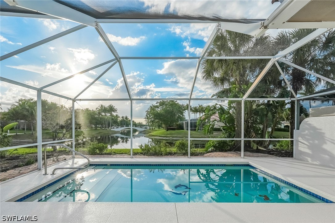 2 Bed Pool Home for Sale in Island Walk, photo 16